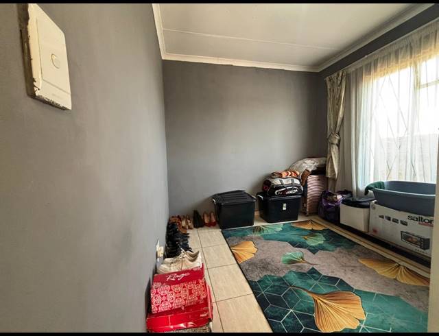 2 BEDROOM HOUSE FOR SALE IN VANDERBIJLPARK CE 4
